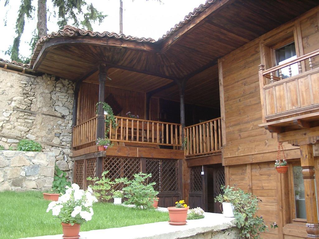 Sarafova Guest House Koprivshtitsa Exterior foto